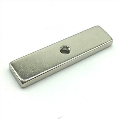 Magnet de bloc cu scufundare
